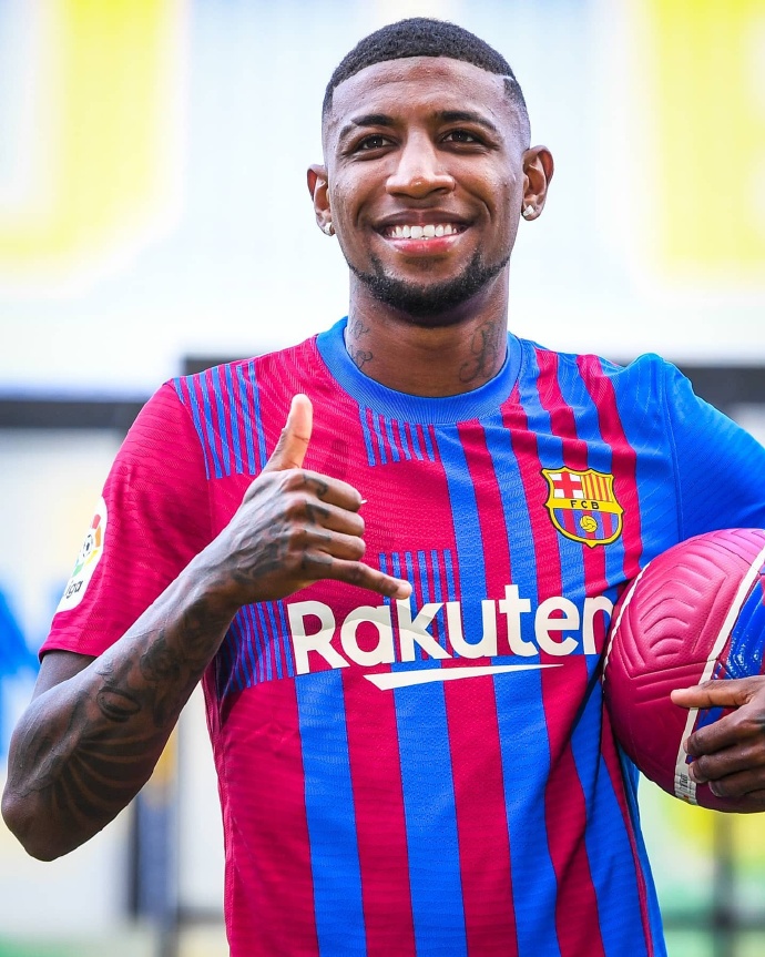 الاتحاد العالمي للملاكمة يفرض اختبارات تحديد الجنس الإلزامية على الملاكمين